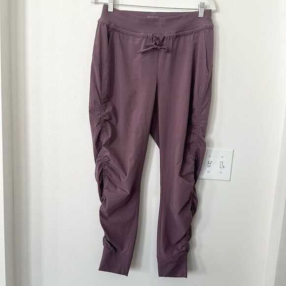 ATHLETA Attitude Pant 4 - Picture 2 of 7